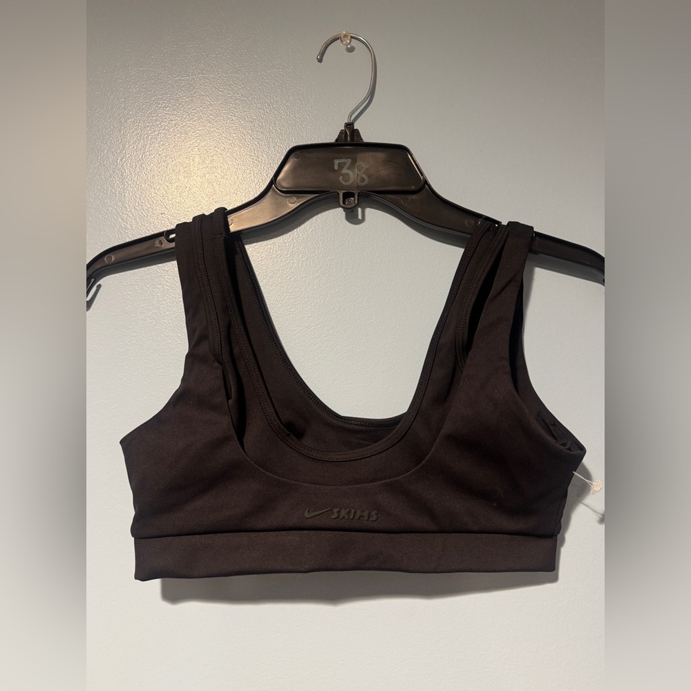 NIKE SKIMS Double Strap Scoop Bra Black Matte